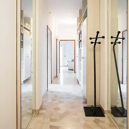 In Centro - Apt. Elegante Nel Cuore Di Mantoue