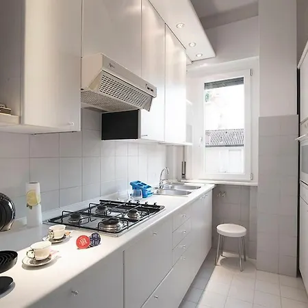 Apartment In Centro - Apt. Elegante Nel Cuore Di