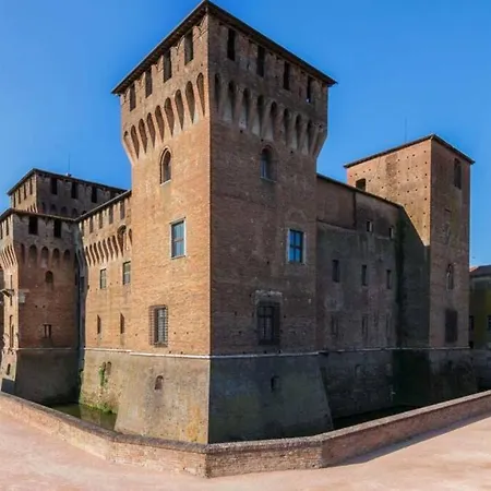 Apartment In Centro - Apt. Elegante Nel Cuore Di *